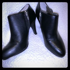 Style & Co. Shaie Booties 3” heel 🌸